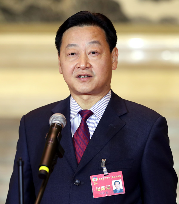 许建秦委员 记者杜静波摄(195714)-20210125144154.jpg