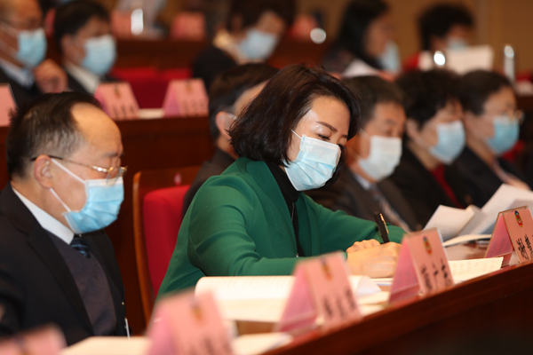 1月25日，省政协十二届四次会议在西安隆(195830)-20210125171604.jpg