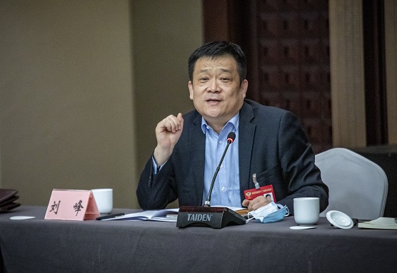 刘峰委员 记者 张宝勤 摄(204384)-20210201093312.jpg