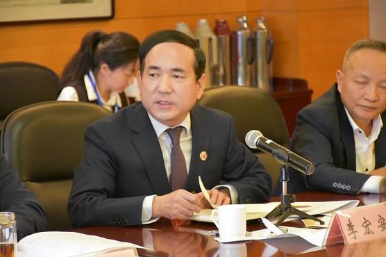 李宏安委员  记者 满淑涵 摄(206809)-20210202094837.jpg