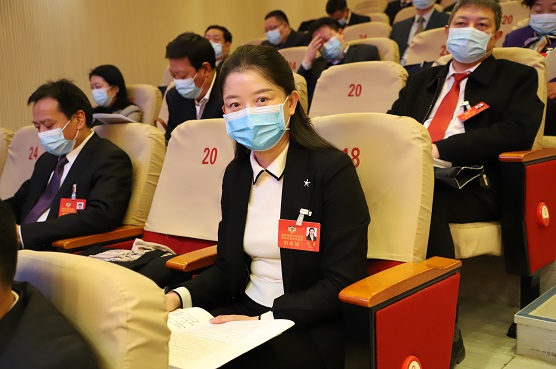 李曼委员 记者 王斌 摄(207934)-20210203085005.jpg