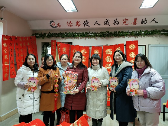新闻稿：民盟榆林市委会开展义务写春联送春(216620)-20210218082012.jpg
