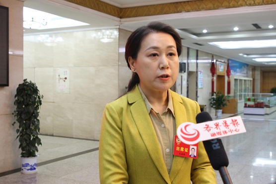 【提案故事】  文应熙：解决破产企业职工(220377)-20210223082712.jpg