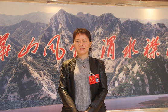 侯云辉委员  记者 李荣  摄(227371)-20210304085314.JPG