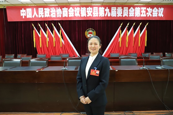 孙明珠委员 记者 王斌 摄(232925)-20210309081904.jpg