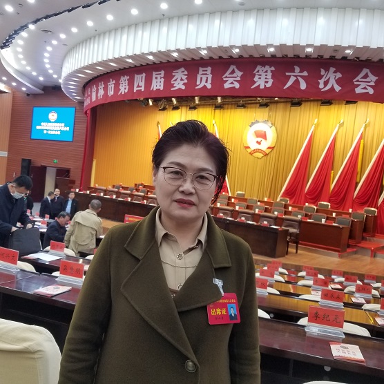 （居中 热点建言1）刘小荣委员：进一步规(277181)-20210421084341.jpg