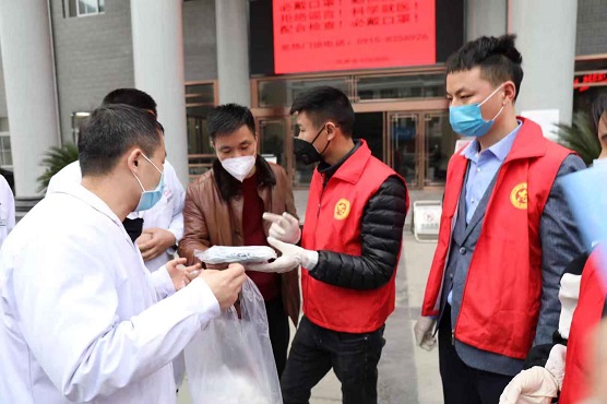 岚皋县政协委员吴成诚（配图）(322540)-20210602085051.jpg