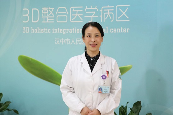 杨斯迪常委  记者 谢昊天 摄(758966)-20221116092634.jpg