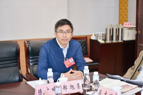 郑旭荣委员.jpg