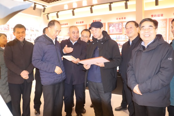 图片2：三原县政协主席李学军向省市政协领(1100073)-20240202091649.jpg