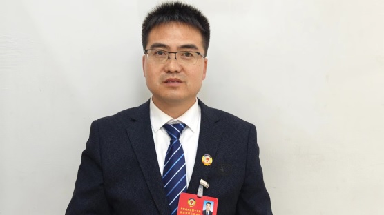 苏立争委员 实习记者 寇静 摄(1114277)-20240222100043.jpg