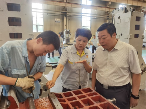 （图片新闻）宝鸡市政协慰问企业一线工作者(1275339)-20240820085505.jpg