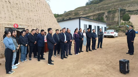 志丹县政协委员集中视察全县学习“千万工_(1317729)-20241010085526.jpg