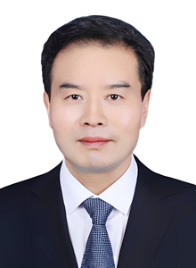 王春霄.jpg