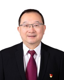 徐陆.jpg
