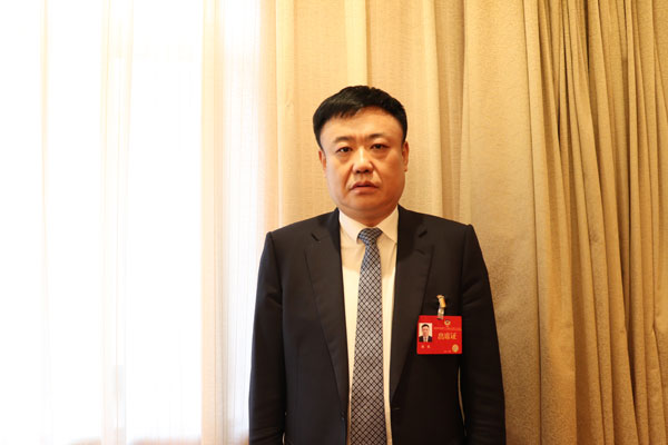 刘欢委员(1428465)-20250119131336.jpg