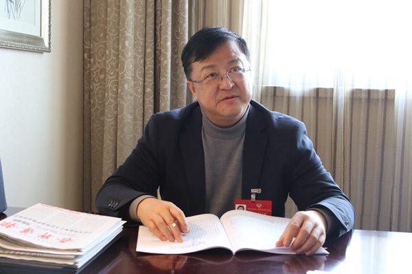 龚龙岗委员(1432390)-20250122091415.jpg