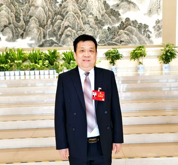 刘峰委员(1432777)-20250122091052.jpg