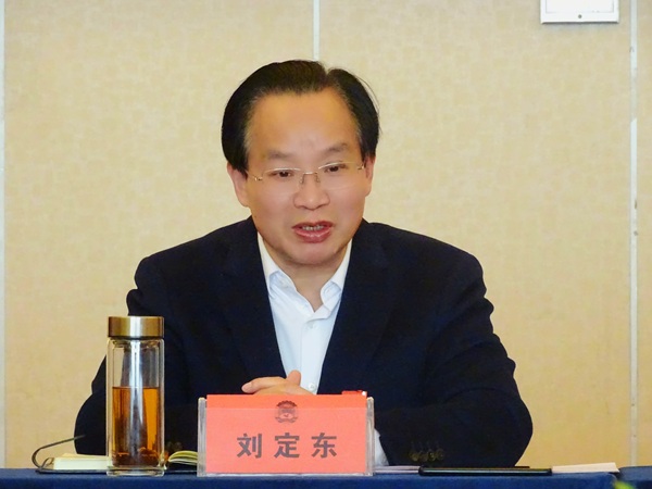 汉阴县政协主席刘定东(1473611)-20250303085233.jpg