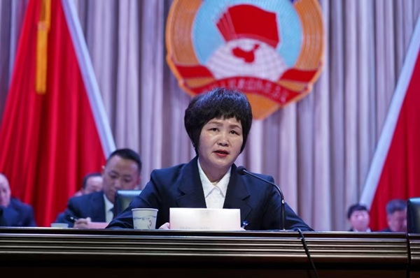 洋县政协主席路建侠(1476589)-20250305084716.jpg