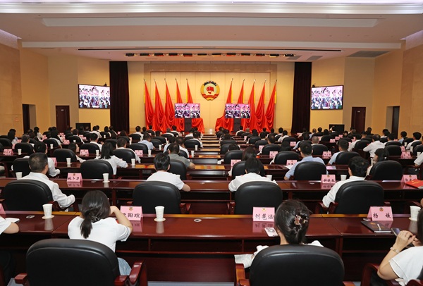 9月3日，省政协机关组织观看九三阅兵仪式(1690636)-20250904084331 - 副本.jpg