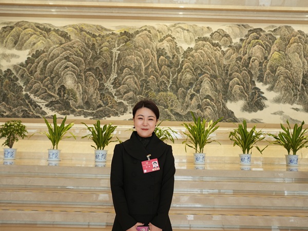 省政协委员刘洁。_记者_李荣_摄(1863198)-20260130083302.jpg