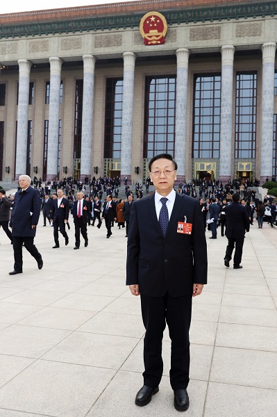 住陕全国政协委员范九伦。 特派北京记者 (1904562)-20260308084432.jpg