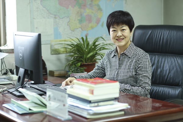 籽籽同心_学术聚力_——访省政协委员、全(2156799)-20261015092829.jpg